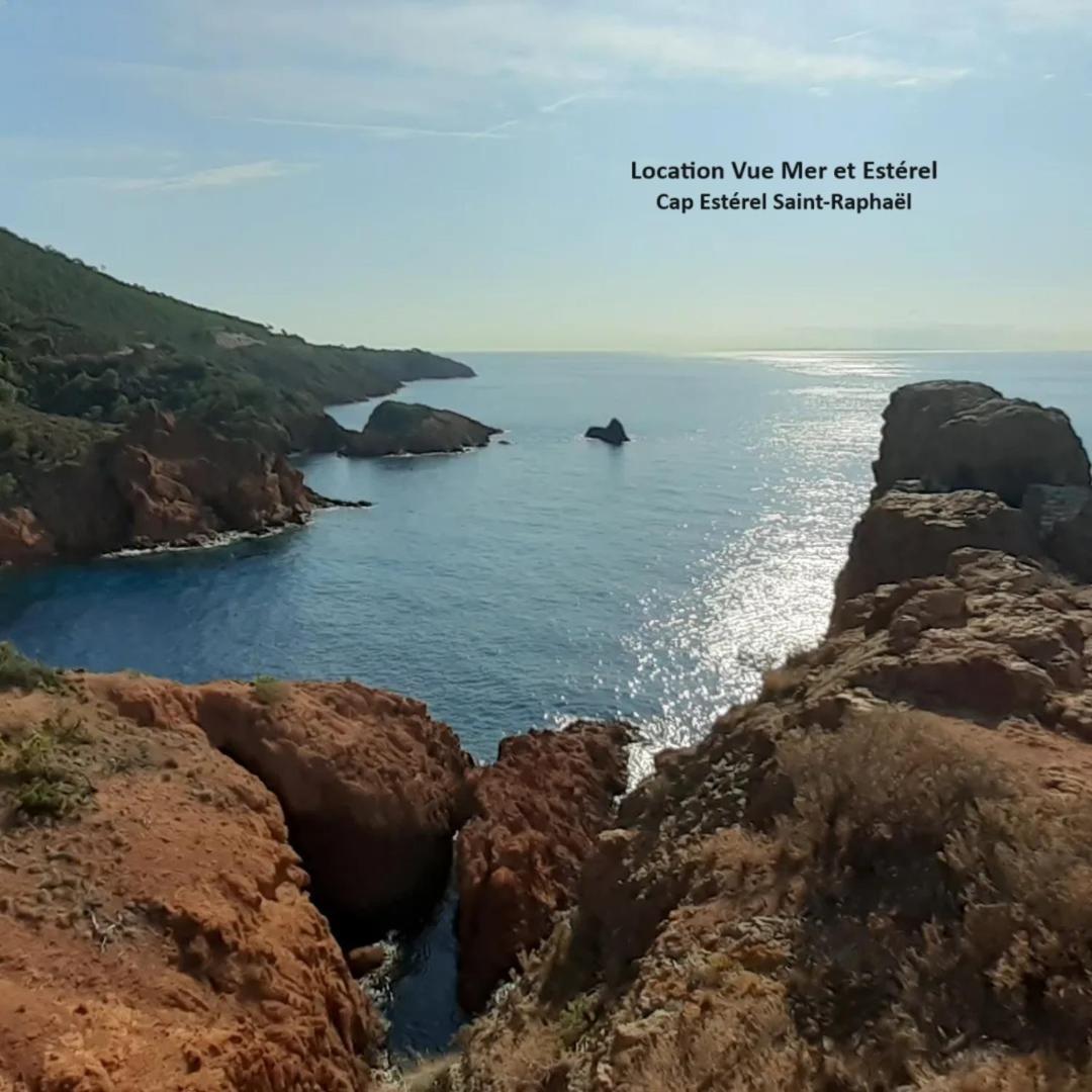 "Location Vue Mer Et Esterel", Cap Esterel Agay-Saint Raphael, T2, Piscines, Parking, Wifi Apartment Exterior photo